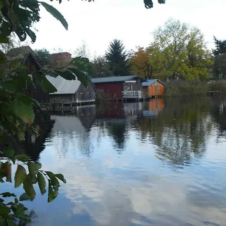 Apartman Hufe 9 Gute Stube - Digital Detox Und Entschleunigen Oder Aktiv-urlaub In Der - Bauernhof Charme Trifft Modernes Design