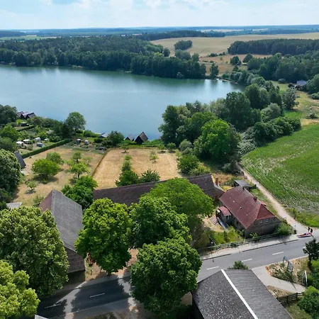 Hufe 9 Gute Stube * Wustrow (Mecklenburg-Strelitz)