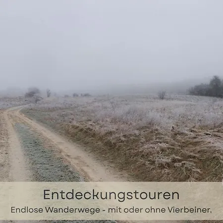 Hufe 9 Gute Stube - Digital Detox Und Entschleunigen Oder Aktiv-urlaub In Der - Bauernhof Charme Trifft Modernes Design Apartman Wustrow